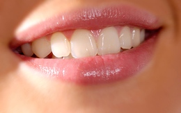 "Chữa" răng xỉn màu bằng các loại trái cây