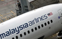 Lại một máy bay Malaysia Airlines phải hạ cánh khẩn cấp