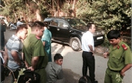 Hiện trường vụ đôi nam nữ gục chết trong ô tô