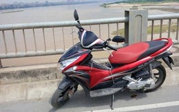Bỏ xe Air Blade trên cầu, cô gái nhảy sông Hồng tự tử