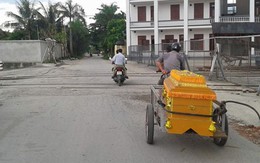 Thi thể nữ phình to trôi dạt vào bờ sông