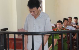 Mang súng giết “bồ nhí”, bắn nhầm cháu bé hàng xóm