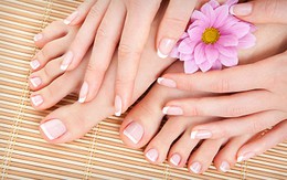 7 dấu hiệu móng tay bạn không nên bỏ qua