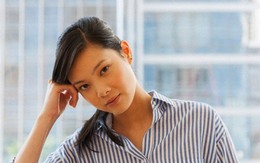 Tôi muốn thoát khỏi chàng người yêu "tầm gửi" và hay khóc lóc