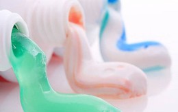 Những bí mật rùng rợn trong kem đánh răng của bạn