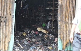 Vụ 7 người chết cháy: Những tiếng khóc xé lòng trong nhà tang lễ