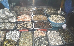 Nhiều bà nội trợ sốc nặng trước thông tin ngao, ốc, hến nhiễm kim loại nặng