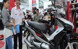 Xe máy giảm giá vẫn tiêu thụ chậm