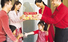 Tăng giá gấp đôi, dịch vụ xông đất vẫn… "hút" khách 