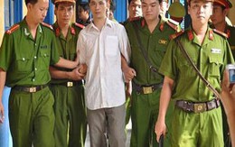 Khi yêu râu xanh là người tình của mẹ 