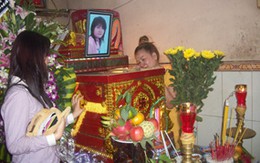 Bi kịch mối tình “đũa lệch“ 