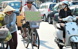 “Ai mướn tôi không?”