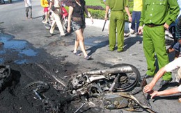 Container đâm xe máy, 3 người chết