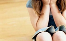 15 tuổi bị bắt vì "yêu" bé gái 12