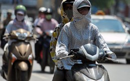 Trang bị không thể thiếu khi đi xe máy mùa hè