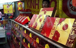 Giá bánh Trung thu tăng, sức mua yếu