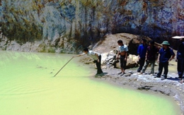 Rơi xuống hố công trình, hai mẹ con chết thảm 