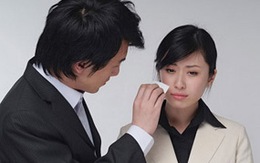 Đang yêu mặn nồng, anh giấu mình cưới vợ