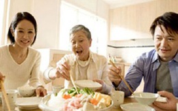 Mẹ chồng đoảng, con dâu phải...dạy