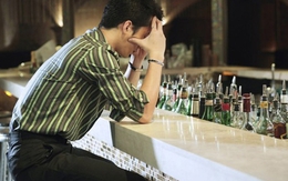 Bạn gái có thai với người khác khi tôi đi công tác