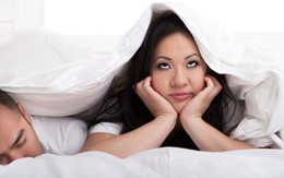 Nhắc khéo "chuyện ấy", bị chồng mắng là "dâm ô"