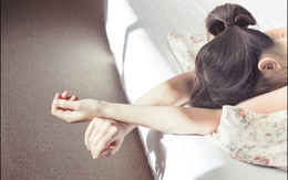 Chồng đi xa, vợ muốn “tự biên tự diễn”