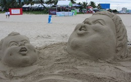 Kỳ diệu "tượng lạ" trên bãi biển Đà Nẵng