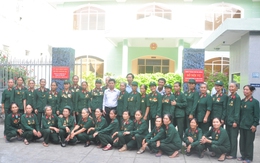 Những nữ anh hùng “C gái” thăm huyện đảo Hoàng Sa