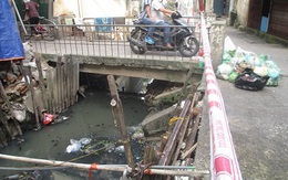 Cận cảnh mương thối gây ô nhiễm giữa thủ đô