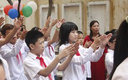 Xúc động lễ khai giảng ở ngôi trường đặc biệt nhất Hà Nội