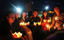 Hoa và nước mắt trên sông Thạch Hãn