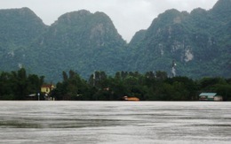 Quảng Bình: Hàng ngàn hộ dân đang chìm trong nước lũ