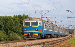 Một thanh niên bị tàu hỏa cán đứt đôi