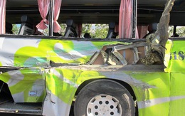 Lật xe khách, 4 người bị thương nặng