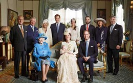 Hoàng gia Anh công bố những bức ảnh chung của 4 thế hệ