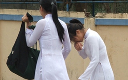 Nữ sinh ngất xỉu hàng loạt