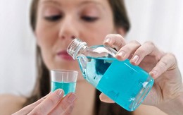Nước súc miệng không tốt cho bà bầu
