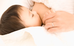 5 cấm kỵ khi nuôi con bằng sữa mẹ