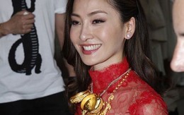 Chân dài "gãy cổ" vì đeo vàng trong đám cưới