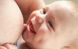 Vắt sữa đúng cách "để dành" cho bé yêu