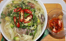 Canh chua cá rô nấu hoa so đũa