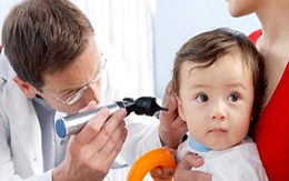 Con bị điếc vì bố quát quá to