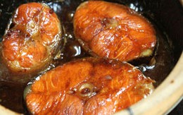 Cá hồi kho tộ