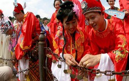 Những đám cưới lạ lùng