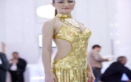 Lóa mắt trong hội chợ Trang sức