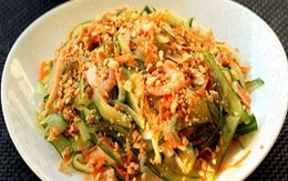 Nộm dưa leo tôm thịt giòn mát dễ ăn 