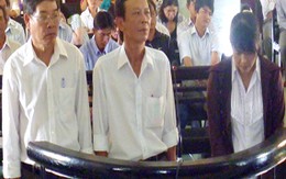 Hiệu trưởng đi tù vì chi tiền trái phép