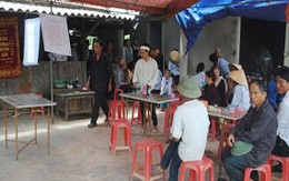 Bảo vệ mẹ, con vô tình đánh chết cha