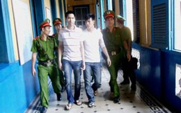 Án mạng từ... chuyện vặt của con gái