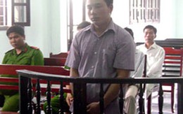 Đi tù vì đánh người “đi đại tiện bậy”